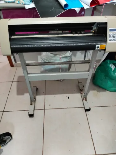 Plotter de corte KH720