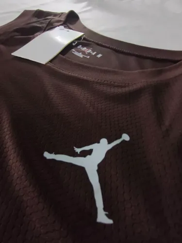 Camisetas Cavada