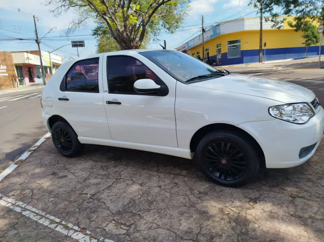 Fiat Palio 1.0/ Trofeo 1.0 Fire/ Fire Flex 4P 2014