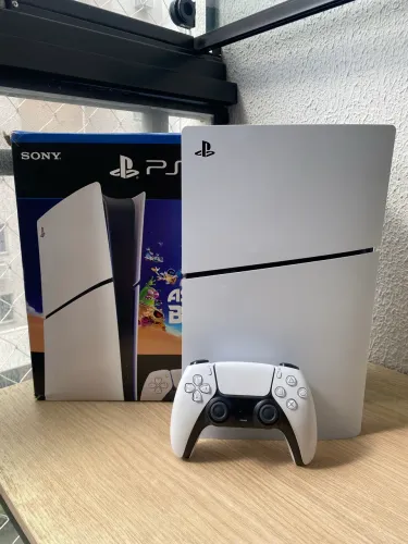 Playstation 5 Slim Midia Digital - 3 MESES DE USO MUITO NOVO (PS5)
