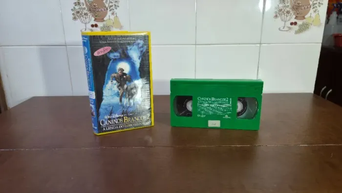 Caninos brancos 2, a lenda do lobo branco VHS FILME