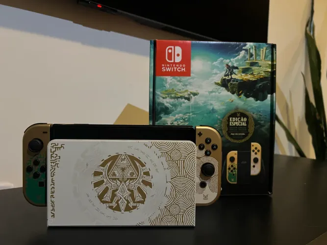 Switch OLED ZELDA  *desbloqueado*