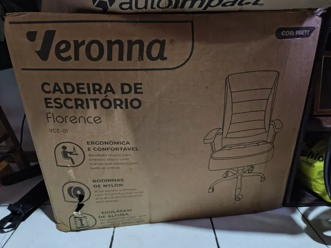 Cadeira escritório couro presidente 