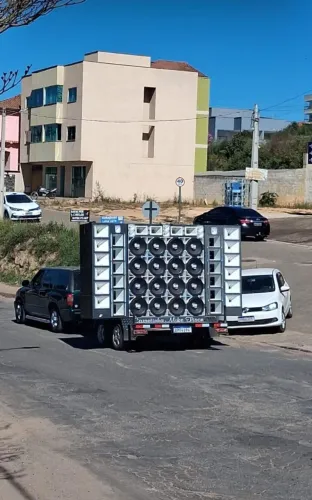 Reboque som automotivo