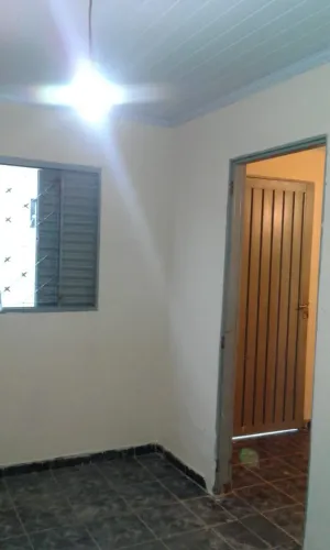 Alugo excelente kitnet no setor de mansões de sobradinho !!!