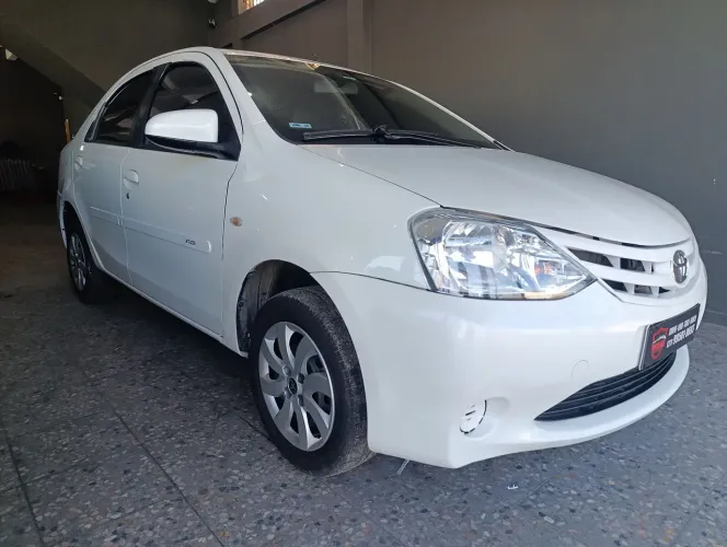 Toyota Etios XS Sedan 1.5 Flex 16V 4P Mec. 2016