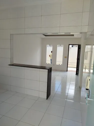 Casa 2 quartos Novo Cruzeiro