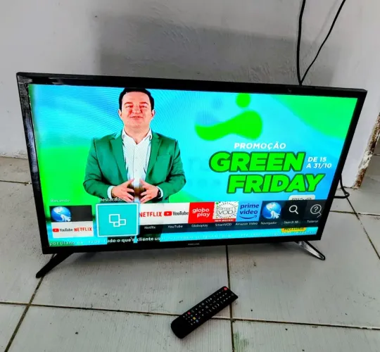 Tv 32 Samsung smart perfeita sem detalhe toda original nós plástico