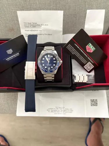 Tag Heuer Aquaracer GMT 300