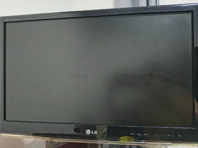 TV Monitor LED LCD 21.5" modelo M2250D