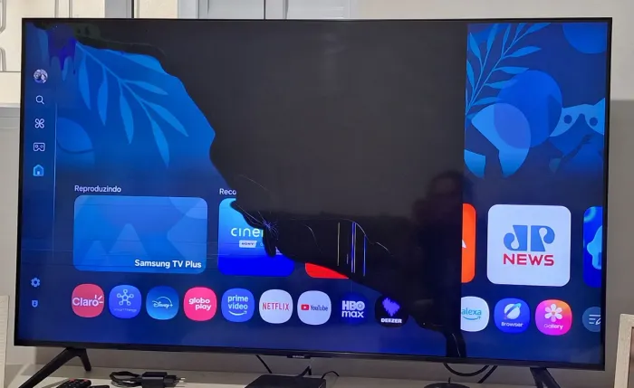 TV Samsung 50' com a tela quebrada