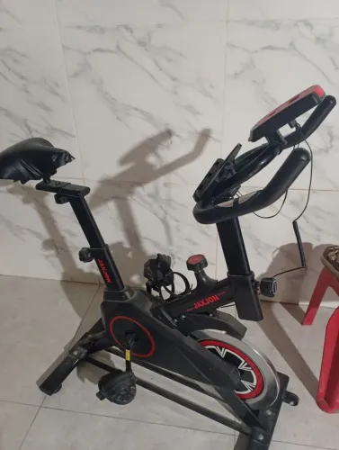Bike de spinning semi nova