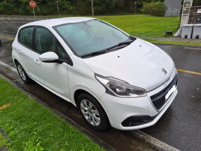 Peugeot 208 Active 1.2 Flex 12V 5P Mec. 2018