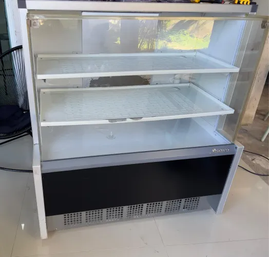 Balcão refrigerado 220v