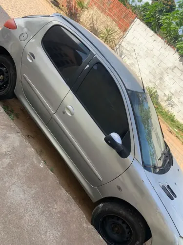 Peugeot 206 Selection/ Sensation 1.0 16V 5P 2006