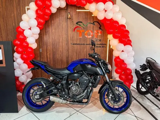  Yamaha MT-07 ABS 2023 I Escapamento Esportivo + Original I Pneu Dianteiro Novo.