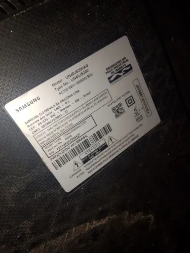 Tv Samsung 40" UN40J5200AG ? leia a descrição