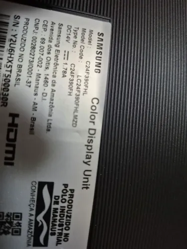 3 (tres)Monitores Samsung curvo 24 na caixa ?