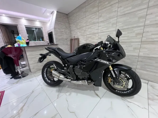 CBR 600 F