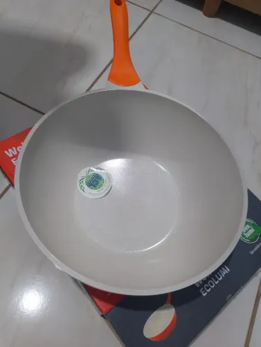 Frigideira grande 