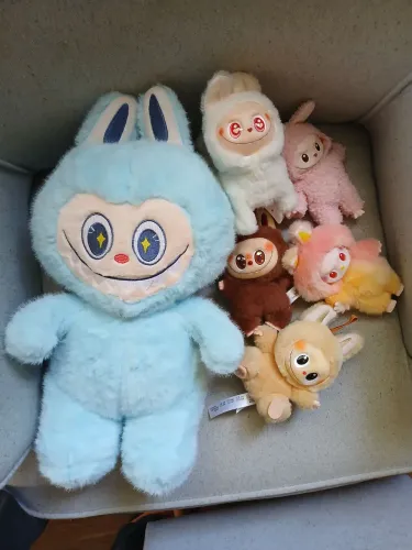 Lote pelúcias Labubu