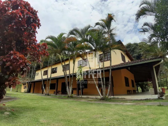 Sítio com 4 QUARTOS à venda, 193600 m² por R$ 2.200.000 - Papucaia - Cachoeiras de Macacu/