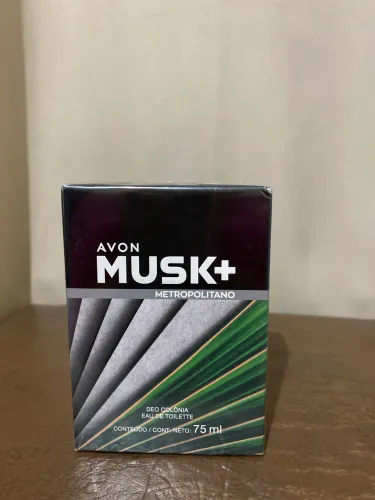 Deo Colônia Eau de Toilette Avon Musk+ Metropolitano 75ml novo