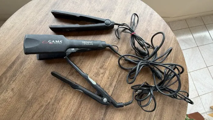 pacote com 3 Chapinhas / Pranchas de cabelo - funcionando muito bem
