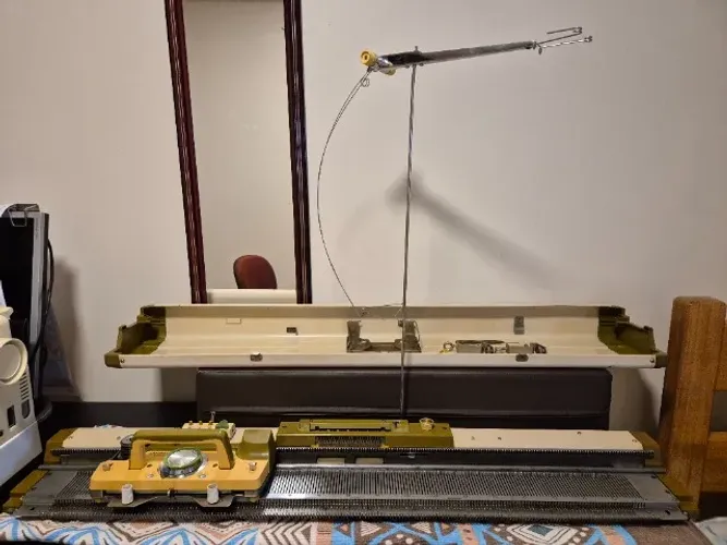Vendo Máquina de Tricô