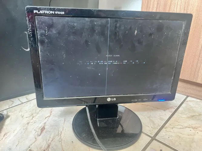 Monitor Lg sucata