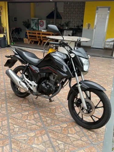 Titan 160 Cinza