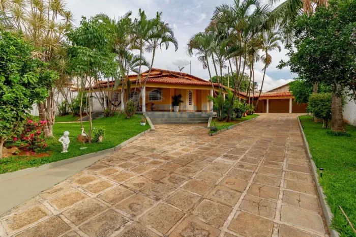 Casa à venda, 4 quartos, 1 suíte, 6 vagas, Taguatinga (Sul) - Brasília/DF