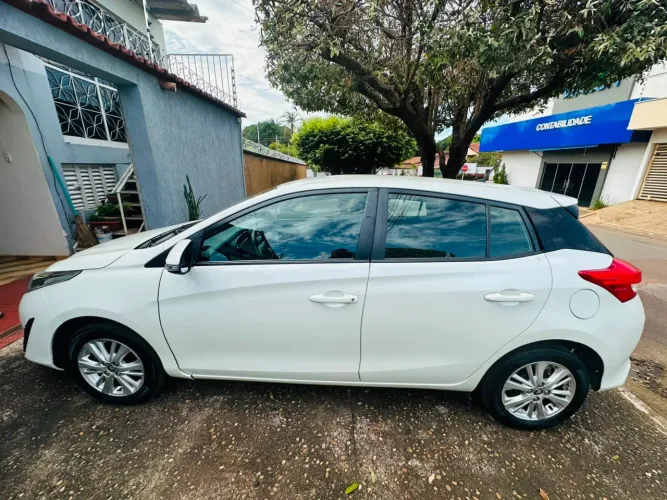 Toyota Yaris XL 1.3 Flex 16V 5P Aut. 2019