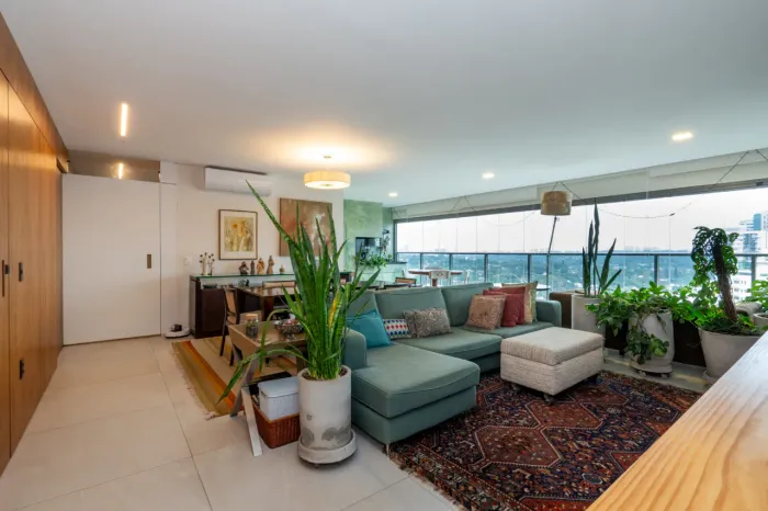 Apartamento para venda em Campo Belo com 3 quartos, sendo 3 suítes, 143m²