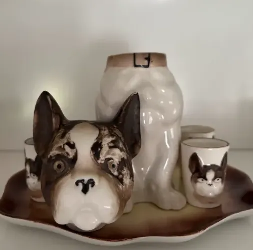 Licoreira porcelana cachorro