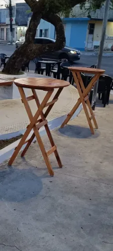 Mesa Bistrô Alta de Madeira