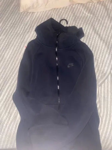 NIKE TECH G