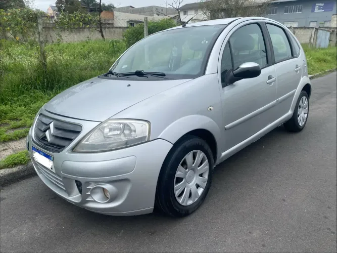 Citroen C3 Exclusive 1.4 Flex 8V 5P 2010