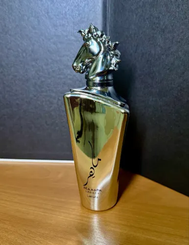 PERFUMES ÁRABES E CONTRATIPOS DE NICHO