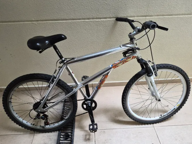 Bicicleta Aro 26, 7 marchas