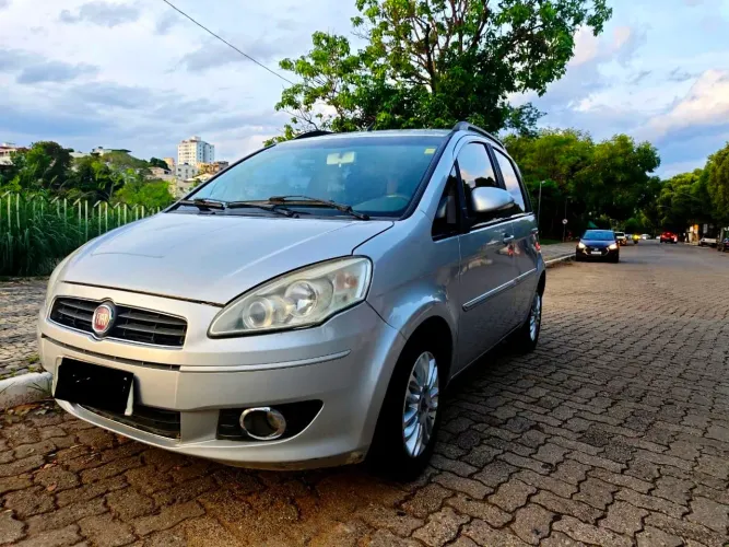 Fiat Idea Essence 1.6 Flex 16V 5P 2013