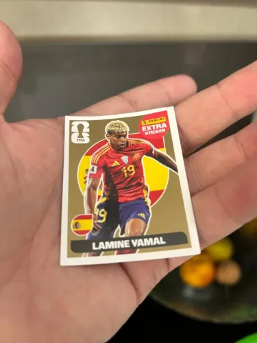 Figurinha da Copa Yamal extra Sticker Dourada