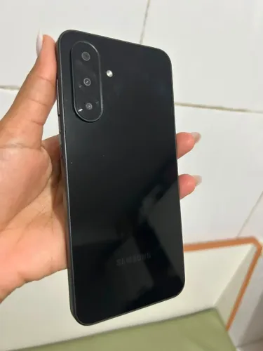Vendo celular seminário novo