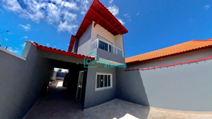 excelente oportunidade para você comprar sua casa top nova com piscina em mongaguá