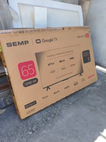 Caixa de mudança para TV 65 LEIA