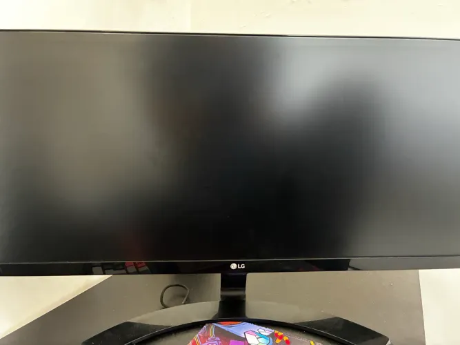 Monitor Ultrawide 29? LG Flatron 29UM68-P