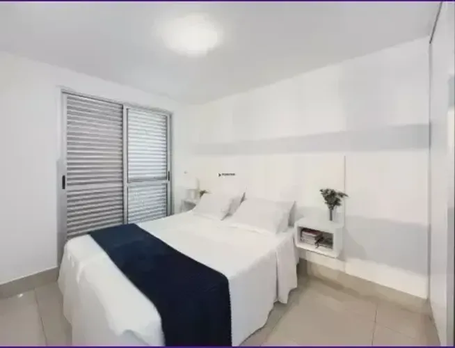Flat no condomínio Confort House com 39m², Excelente localização, ao lado do Bosque dos Bu