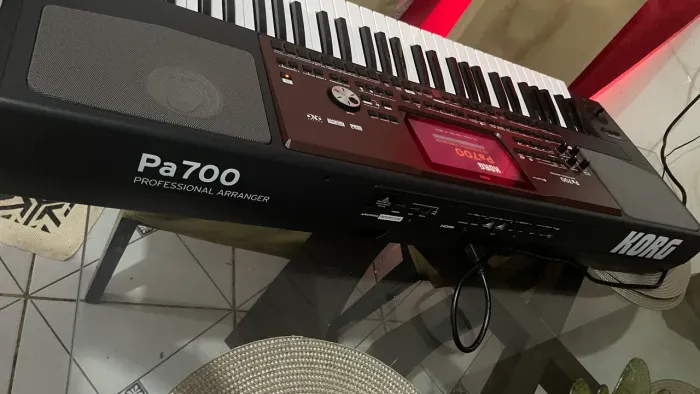 Teclado PA 700