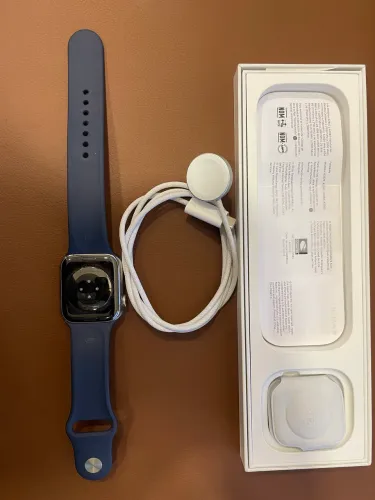 Apple Watch Series 9 45mm, gps+cellular saúde da Bateria 98%