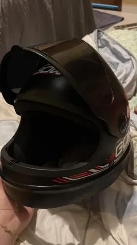 Capacete